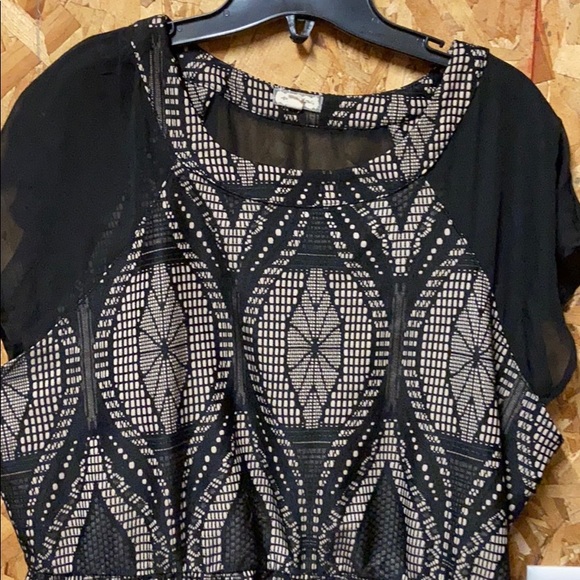 Eyeshadow dress so pretty - Picture 2 of 2